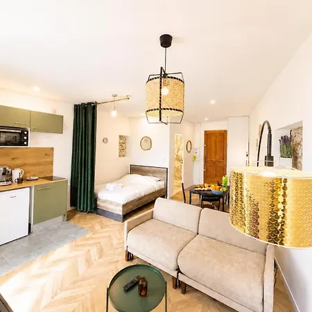 Apartment Paradis  Terrasse - Bureau - Wifi - Tv